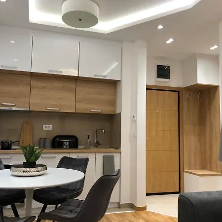 Apartament Gomax *